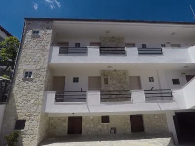Travel Time Туристичка агенција за вистински патувачи - stasha nadv.izgled