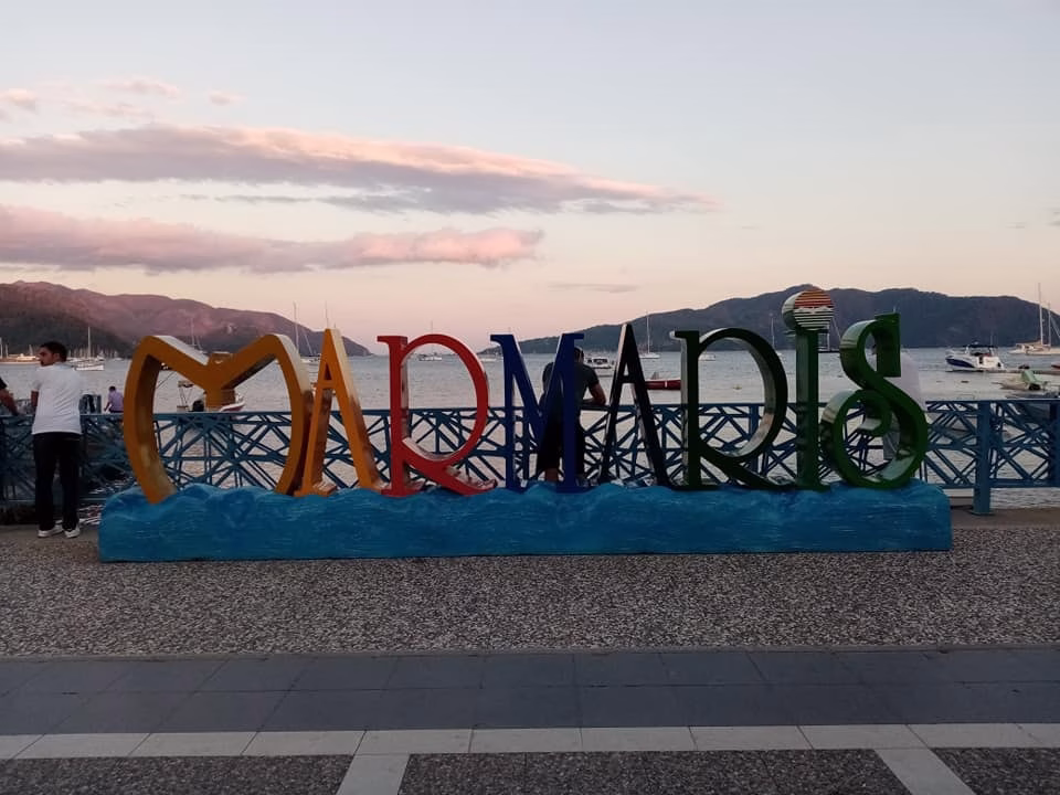 Marmaris sign Travel Time